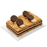 Chopped pastry cake with caramel cream