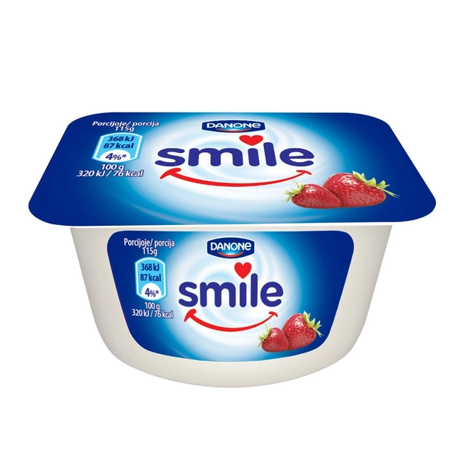 Йогурт со вкусом клубники SMILE, 115 г