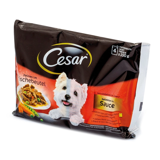 Canned dog food with chicken, beef and carrots CESAR, 400 g