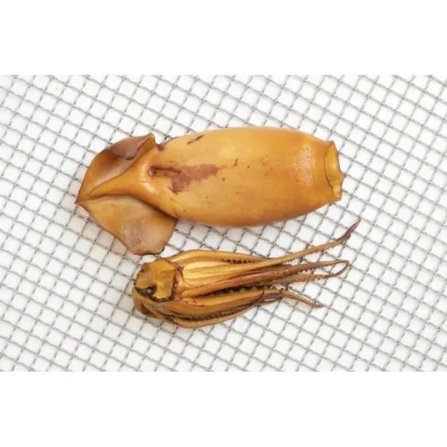 Argentinian shortfin squid, hot smoked
