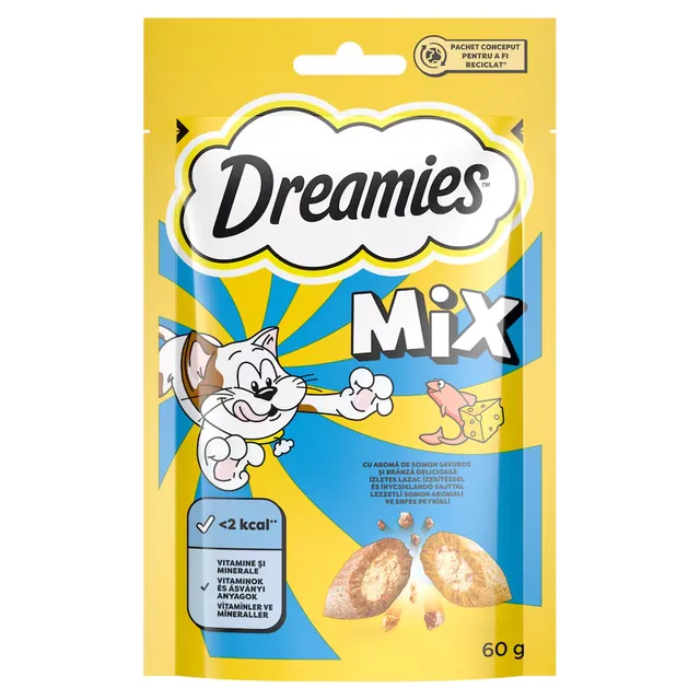 Cat treats with salmon and cheese DREAMIES MIX, 60 g