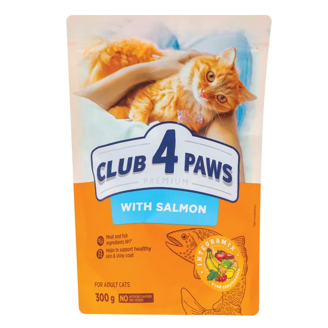 Dry cat food with salmon CLUB4PAWS, 300 g