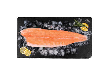 Šviežia atlantinių lašišų filė, su oda, 1 kg