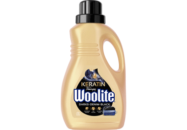 Liquid detergent WOOLITE DARK (15 washes), 900 ml