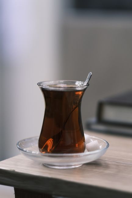 Arbata be cukraus